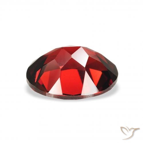 Granate almandino Rojo oscuro natural de 2.37 ct, Ovalada, VVS-VS