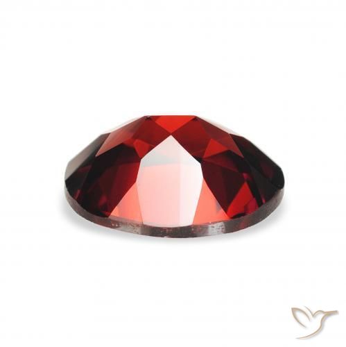Granate almandino Rojo oscuro natural de 2.09 ct, Ovalada, VVS-VS
