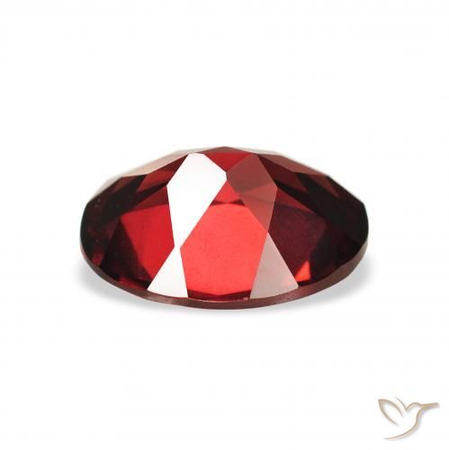 Granate almandino Rojo oscuro natural de 2.15 ct, Ovalada, VS