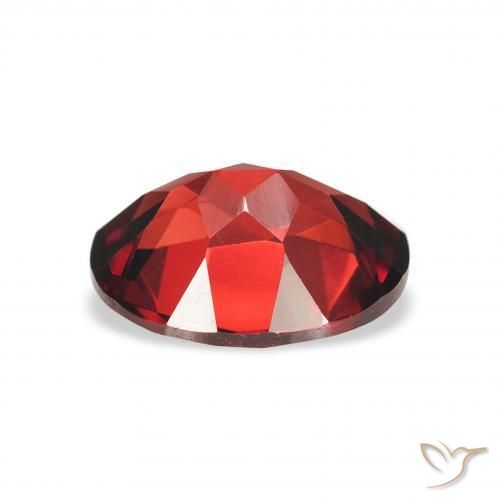 Granate almandino Rojo sangre intenso natural de 2.31 ct, Ovalada, VS