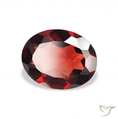 Granate almandino Rojo oscuro natural de 1.72 ct, Ovalada, VVS-VS