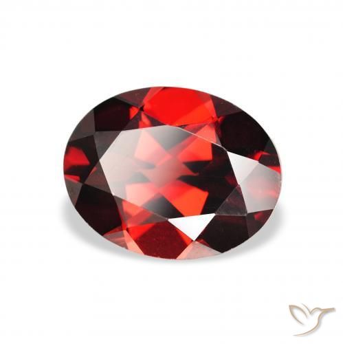 Granate almandino Rojo oscuro natural de 2.15 ct, Ovalada, VVS-VS