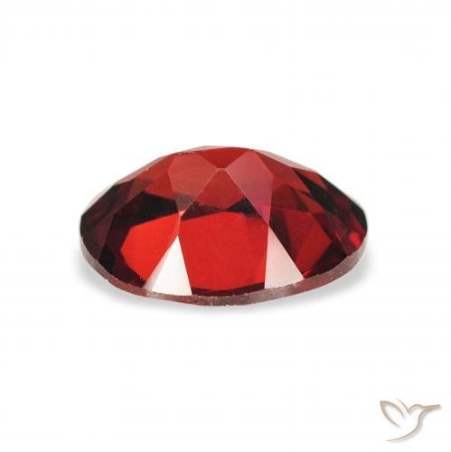 Granate almandino Rojo oscuro natural de 2.15 ct, Ovalada, VVS-VS