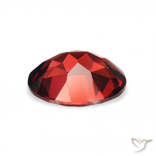 Granate almandino Rojo oscuro natural de 2.16 ct, Ovalada, VVS-VS