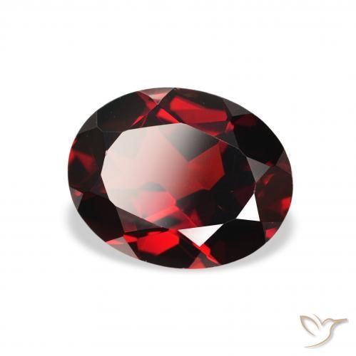 Granate almandino Rojo sangre intenso natural de 2.16 ct, Ovalada, VS