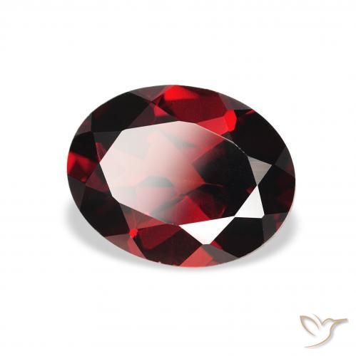 Granate almandino Rojo sangre intenso natural de 2.27 ct, Ovalada, VS