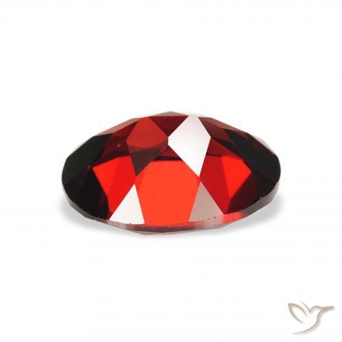 Granate almandino Rojo sangre intenso natural de 2.35 ct, Ovalada, VVS-VS