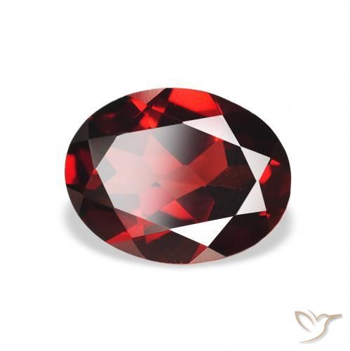 Granate almandino Rojo oscuro natural de 2.01 ct, Ovalada, VVS-VS