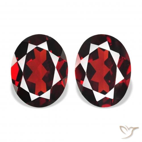 4.19ctw Natural Rojo oscuro Granate almandino, Ovalada, VVS-VS