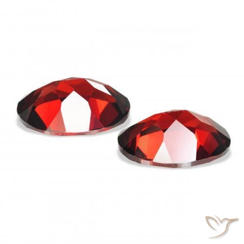 Gemas de Granate almandino Rojo oscuro natural de 4.19 ct, Ovalada, VVS-VS