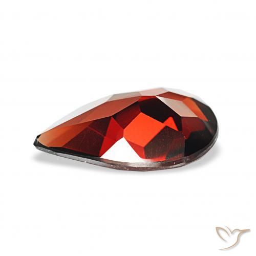 Granate almandino Rojo medio natural de 2.42 ct, En forma de pera, VVS