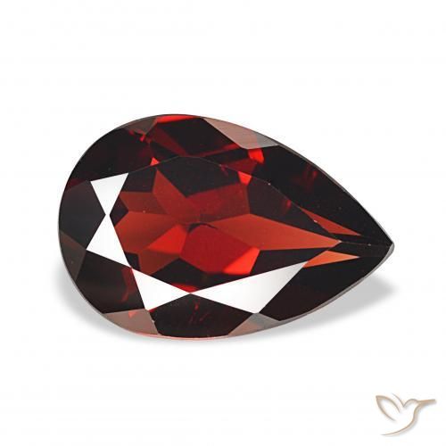 Granate almandino Rojo oscuro natural de 3.40 ct, En forma de pera, VVS