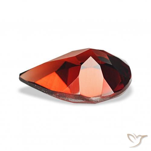 Granate almandino Rojo oscuro natural de 3.22 ct, En forma de pera, VVS
