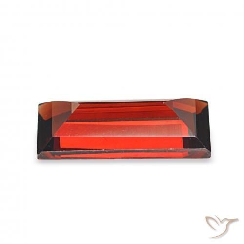 Granate almandino Rojo sangre intenso natural de 1.70 ct, Corte Baguette, VVS