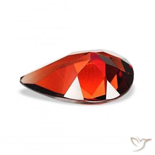 Granate almandino Rojo oscuro natural de 2.80 ct, En forma de pera, VVS