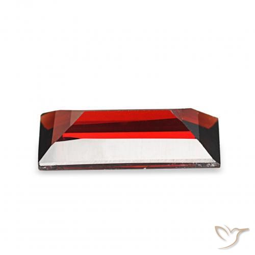 Granate almandino Rojo oscuro natural de 1.65 ct, Corte Baguette, VS