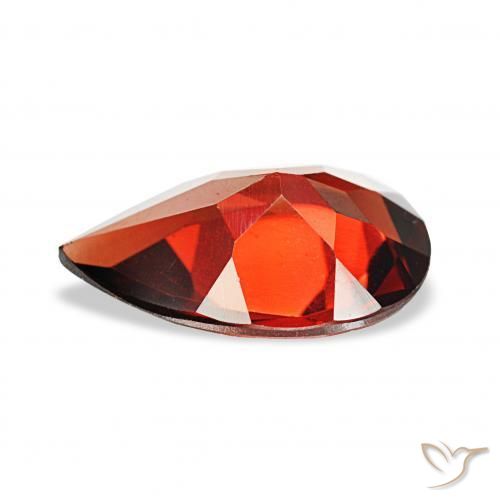 Granate almandino Rojo oscuro natural de 2.90 ct, En forma de pera, VVS-VS