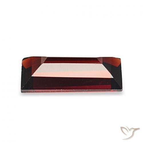 Granate almandino Rojo oscuro natural de 1.67 ct, Corte Baguette, VVS-VS