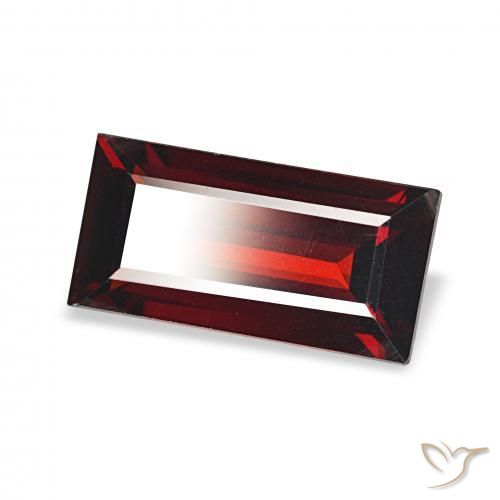 Granate almandino Rojo sangre intenso natural de 1.77 ct, Corte Baguette, VVS