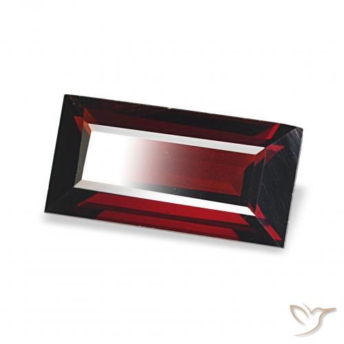 Granate almandino Rojo oscuro natural de 1.82 ct, Corte Baguette, VVS-VS