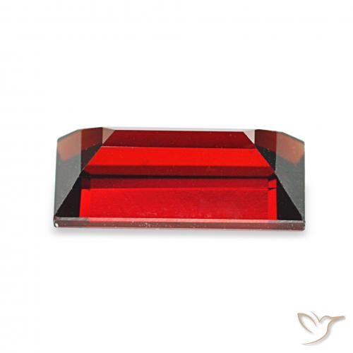 Granate almandino Rojo oscuro natural de 2.06 ct, Corte Baguette, VVS