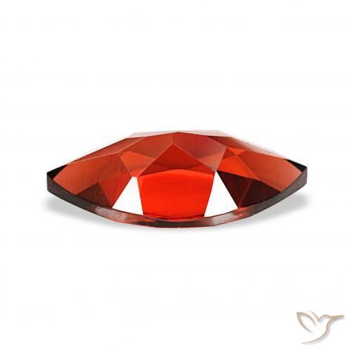 Granate almandino Rojo oscuro natural de 2.10 ct, Marquesa, VVS