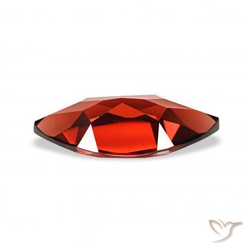Granate almandino Rojo oscuro natural de 1.88 ct, Marquesa, VVS