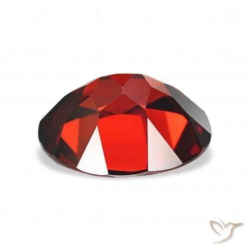 Granate almandino Rojo oscuro natural de 4.11 ct, Ovalada, VVS