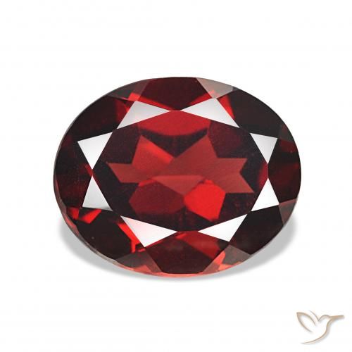 4.42ct Rojo oscuro Granate almandino, Ovalada, VVS