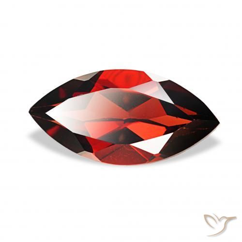 Granate almandino Rojo oscuro natural de 2.09 ct, Marquesa, VVS-VS