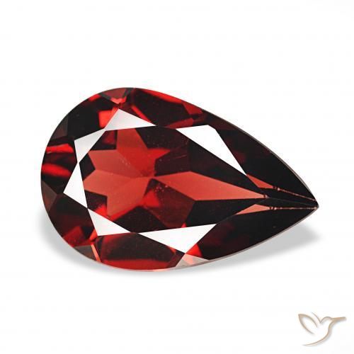 Granate almandino Rojo oscuro natural de 3.10 ct, En forma de pera, VVS-VS