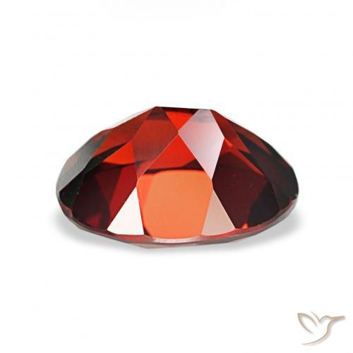 Granate almandino Rojo oscuro natural de 2.30 ct, Ovalada, VS
