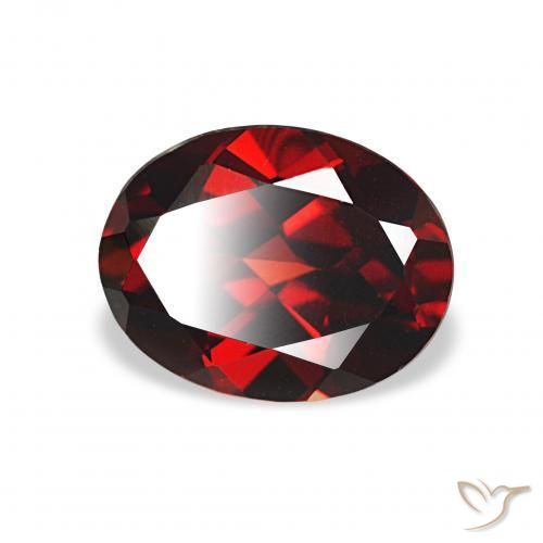 Granate almandino Rojo sangre intenso natural de 2.40 ct, Ovalada, VS