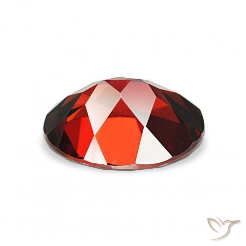 Granate almandino Rojo sangre intenso natural de 2.40 ct, Ovalada, VS