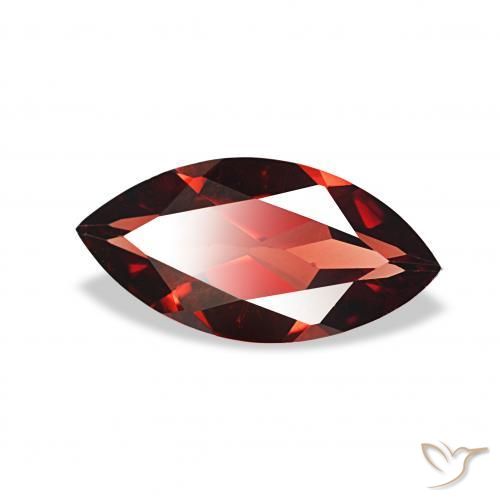 Granate almandino Rojo sangre intenso natural de 1.73 ct, Marquesa, VVS