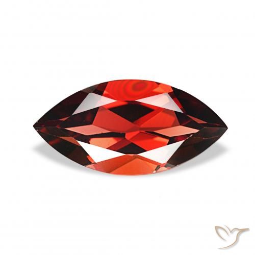 Granate almandino Rojo sangre intenso natural de 2.17 ct, Marquesa, VVS