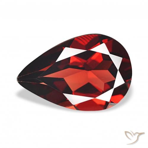 Granate almandino Rojo oscuro natural de 3.23 ct, En forma de pera, VVS