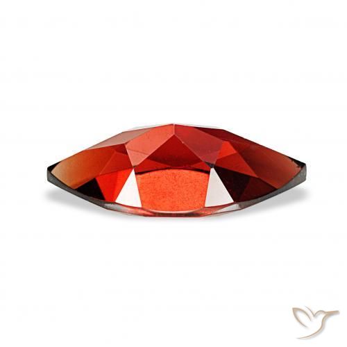 Granate almandino Rojo sangre intenso natural de 2.13 ct, Marquesa, VVS