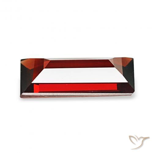 Granate almandino Rojo oscuro natural de 1.53 ct, Corte Baguette, VVS