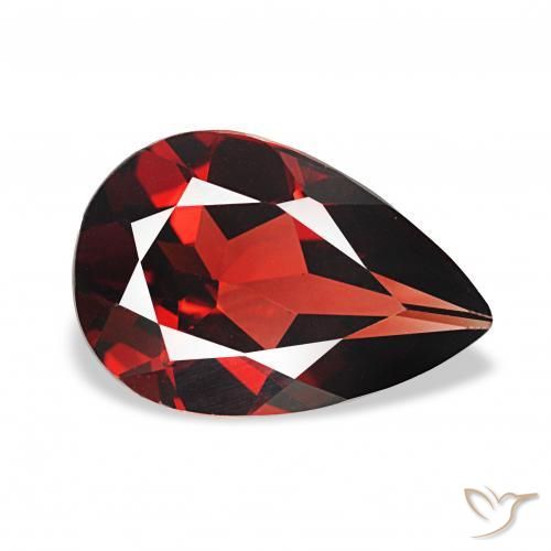Granate almandino Rojo oscuro natural de 3.02 ct, En forma de pera, VVS