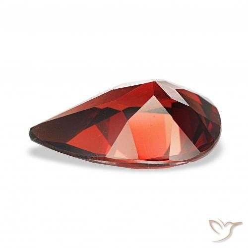 Granate almandino Rojo oscuro natural de 3.02 ct, En forma de pera, VVS