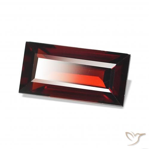 Granate almandino Rojo oscuro natural de 1.97 ct, Corte Baguette, VVS