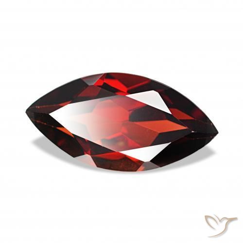 Granate almandino Rojo sangre intenso natural de 2.11 ct, Marquesa, VVS