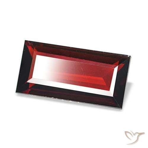 Granate almandino Rojo oscuro natural de 1.67 ct, Corte Baguette, VVS