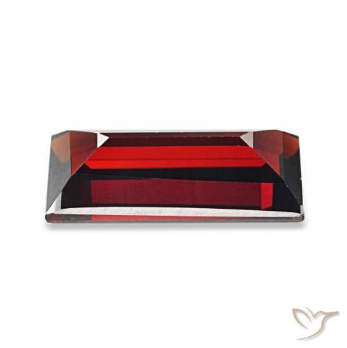 Granate almandino Rojo oscuro natural de 1.74 ct, Corte Baguette, VVS