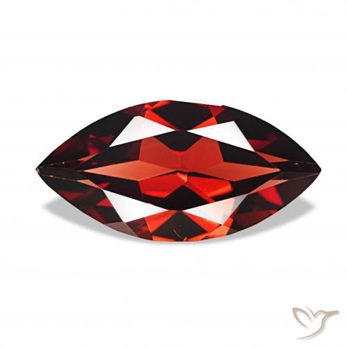 Granate almandino Rojo sangre intenso natural de 1.97 ct, Marquesa, VVS