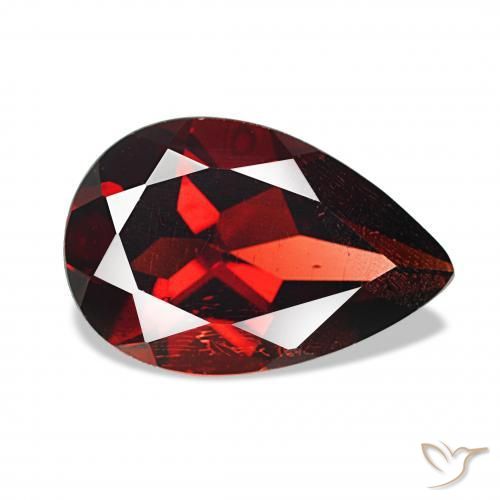 Granate almandino Rojo oscuro natural de 3.55 ct, En forma de pera, VS