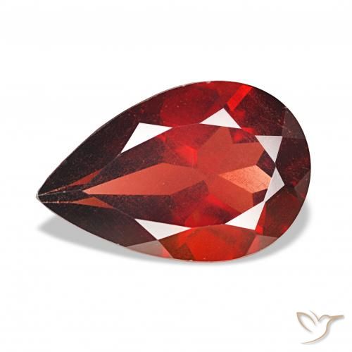 Granate almandino Rojo medio natural de 2.98 ct, En forma de pera, VS