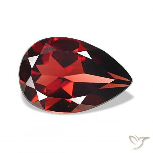 Granate almandino Rojo oscuro natural de 3.31 ct, En forma de pera, VVS-VS