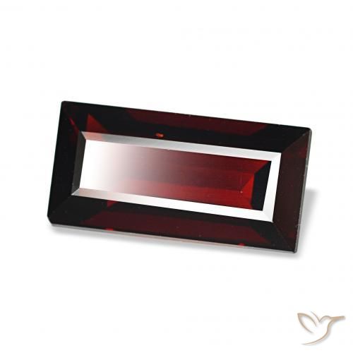 Granate almandino Rojo oscuro natural de 2.05 ct, Corte Baguette, VVS-VS
